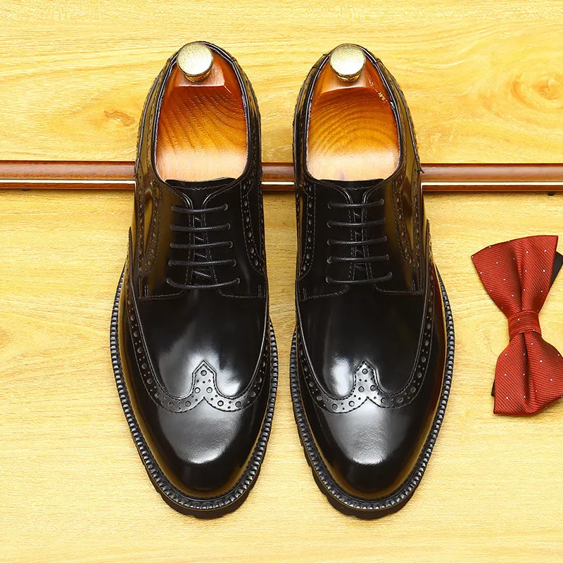 2025 Douyin hot-selling thick-soled heightening round-head leather shoes for men's genuine leather soft leather Brock engraved glossy patent leather single shoes for men