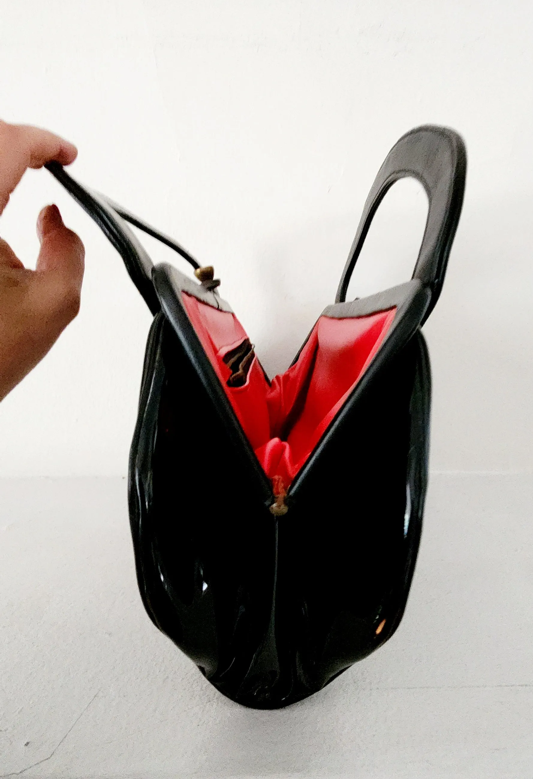 60s Black Bag Patent Leather Curved Handle