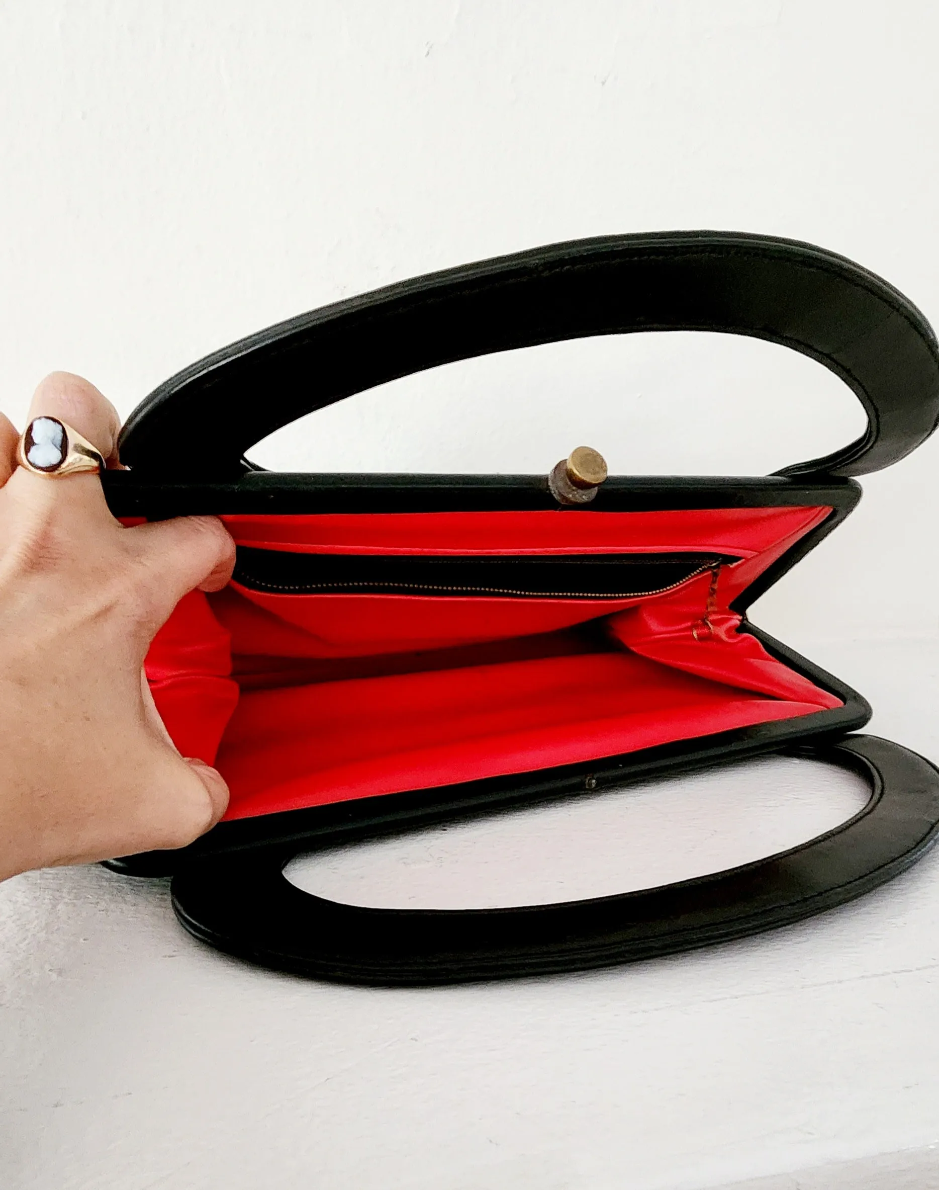 60s Black Bag Patent Leather Curved Handle
