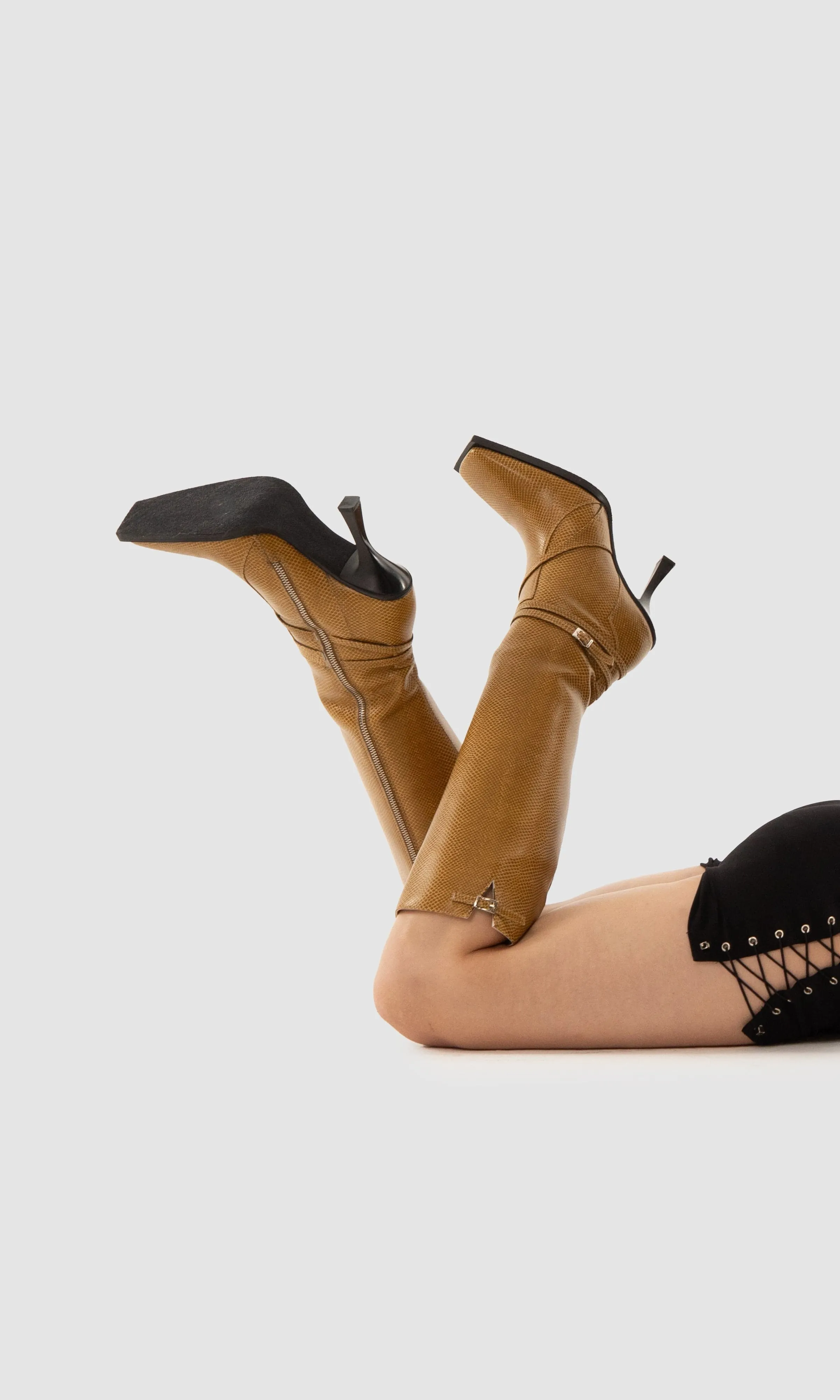 Alicia Vegan Apple Leather Knee Boots | Hazel