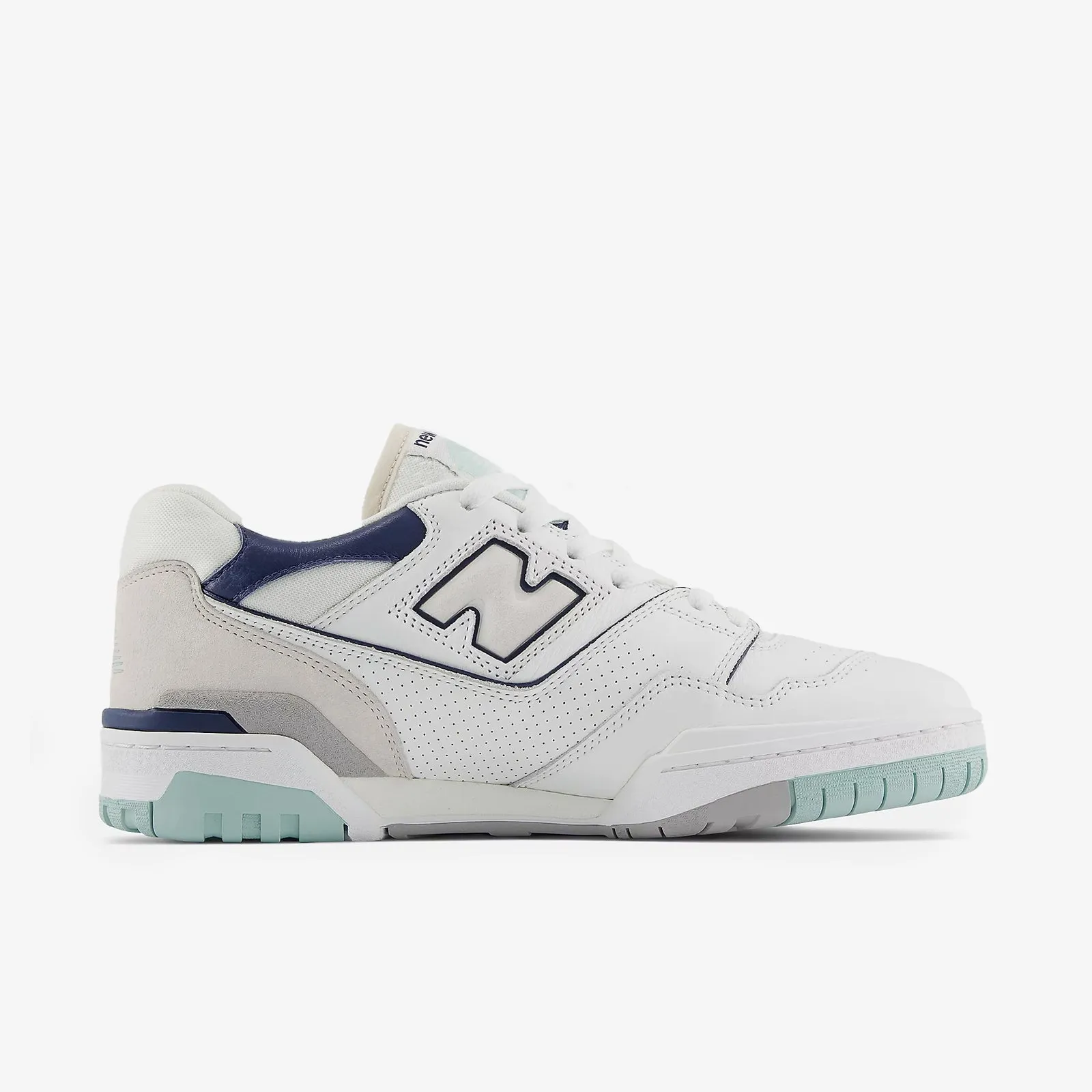 BB550 - White/Navy