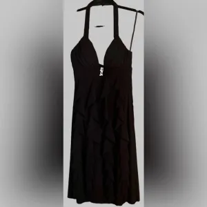 BETSY &amp; ADAM Solid Black Halter Ruffled Detail Formal Dress, Size 4, NWT.