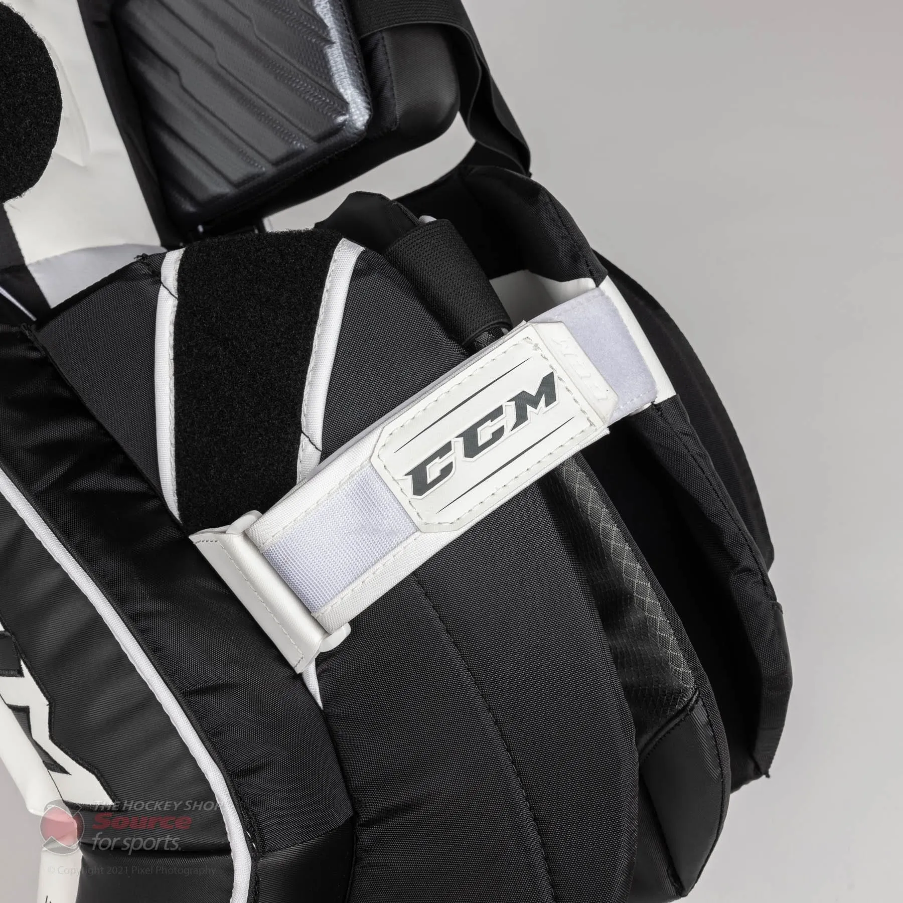CCM Extreme Flex E5.9 Intermediate Goalie Leg Pads - Source Exclusive