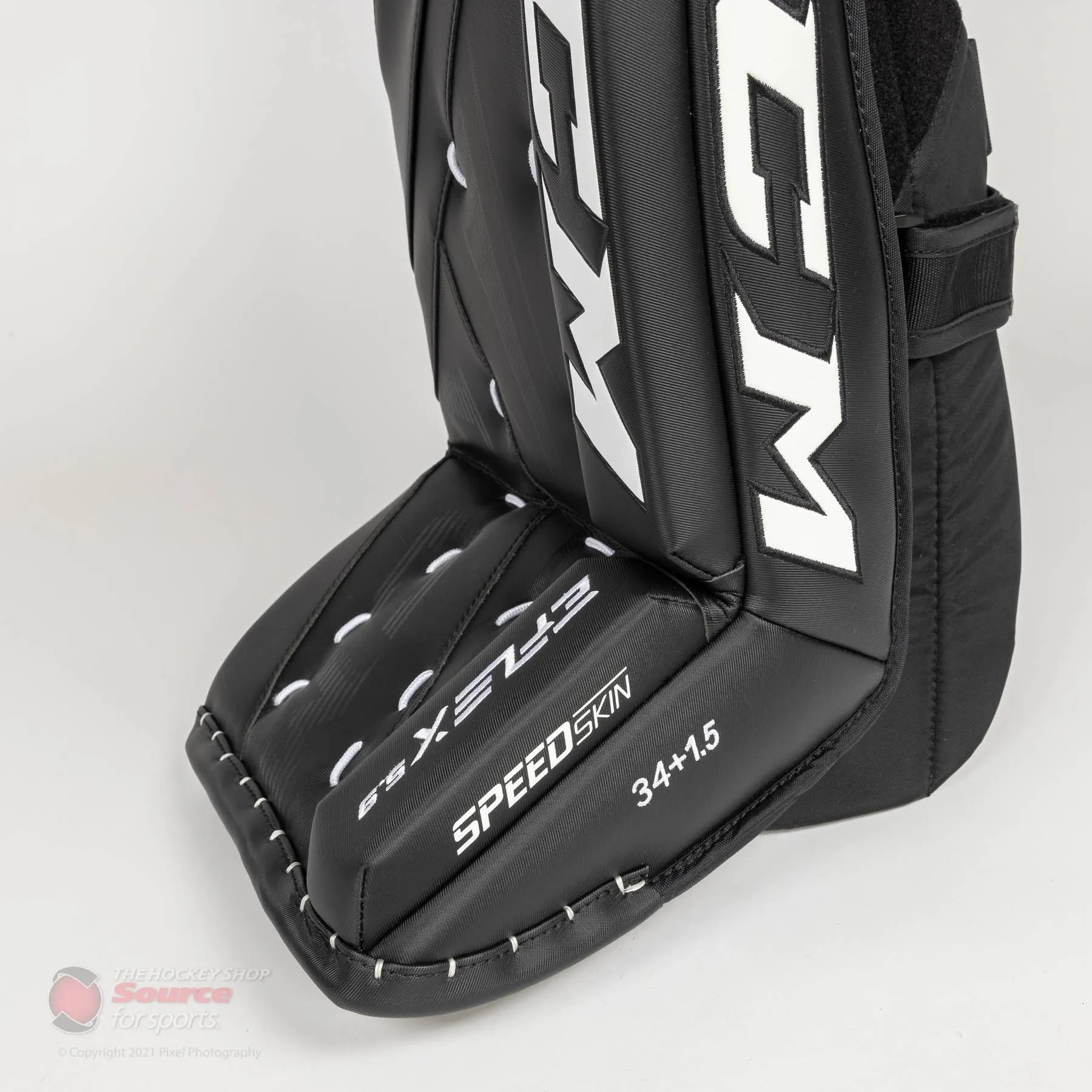 CCM Extreme Flex E5.9 Senior Goalie Leg Pads - Source Exclusive