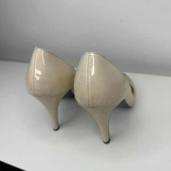 Claudia Ciuti Nude Cream Patent Leather Open Toe Heels Center Button Cut Outs 8
