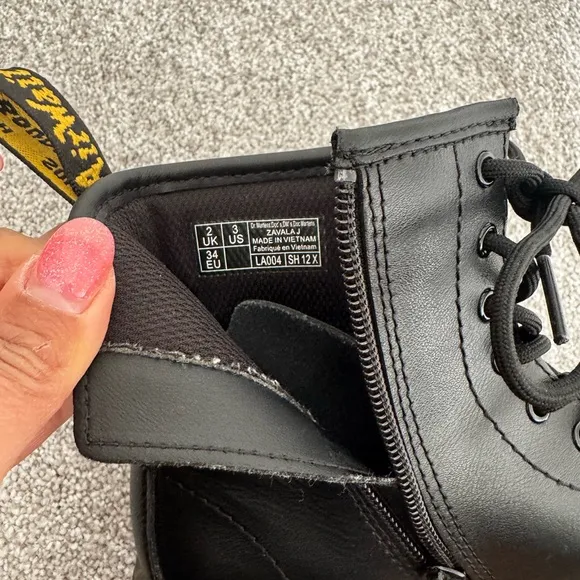 Dr. Martens Black Leather Boots – Kids Size 3