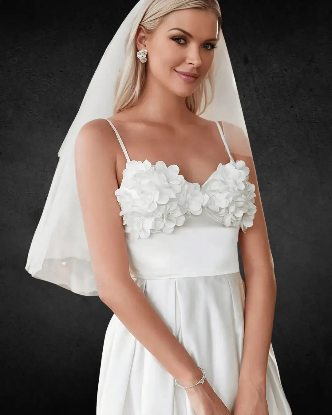 Elegant Satin Slip Wedding Dress with Appliqué – High-Quality Long Bridal Gown for Women
