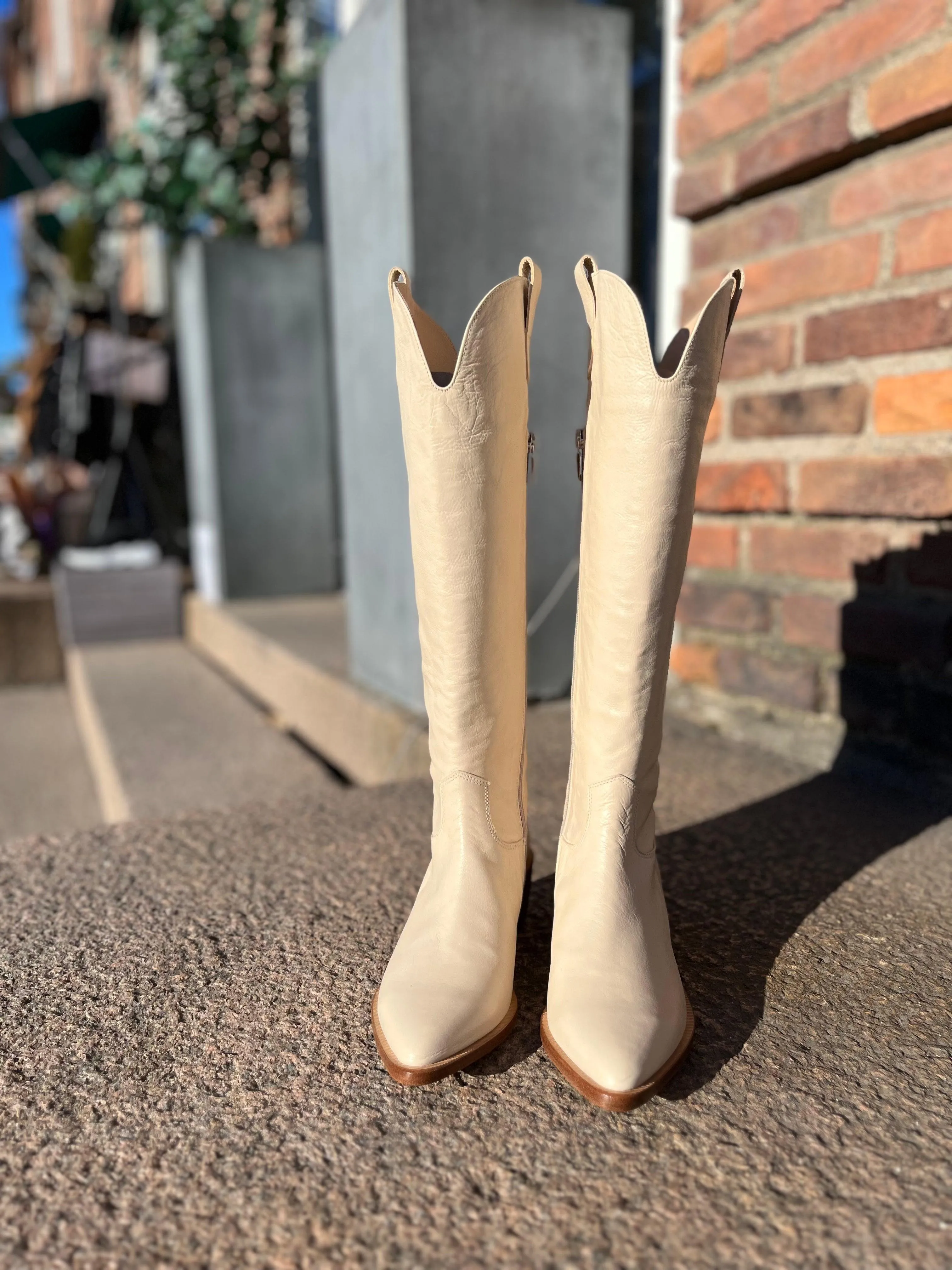 High Leather Boots Sand Natural