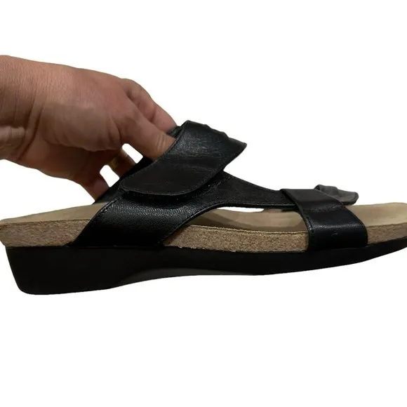 Munro Black Leather Libra Slide Sandal Cork Footbed 9.5N