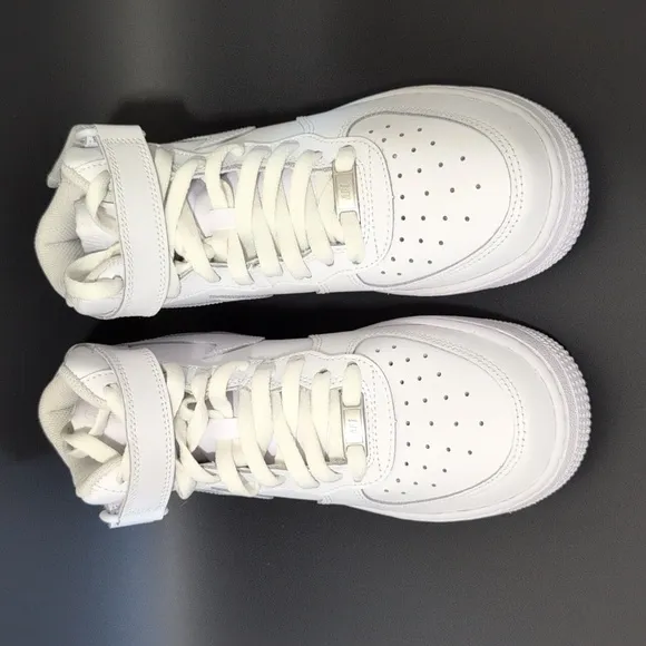 NIKE Air Force 1 Mid LE Boys' Grade School 6Y