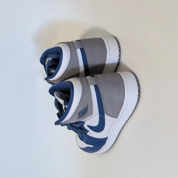 Nike Kid's Jordan 1 Retro High OG Shoes - True Blue / White / Cement Grey