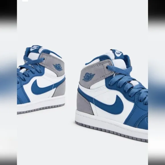 Nike Kid's Jordan 1 Retro High OG Shoes - True Blue / White / Cement Grey