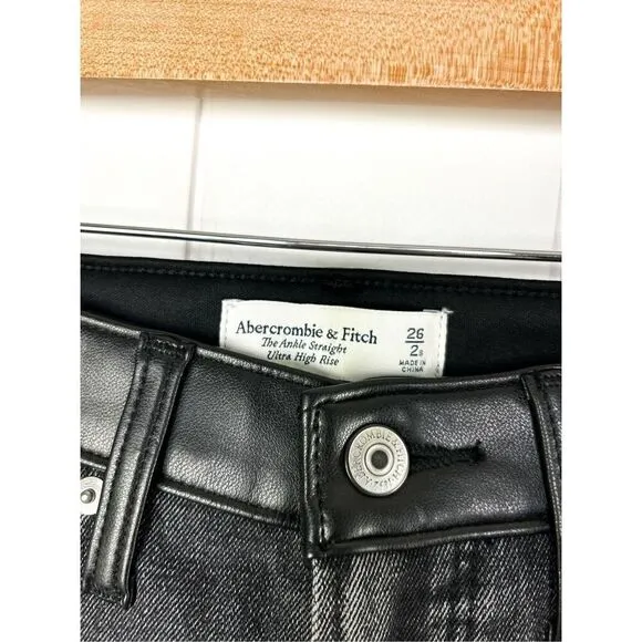 NWT Abercrombie Vegan Leather Ankle Straight Ultra High Rise Black Jeans 26 2 S