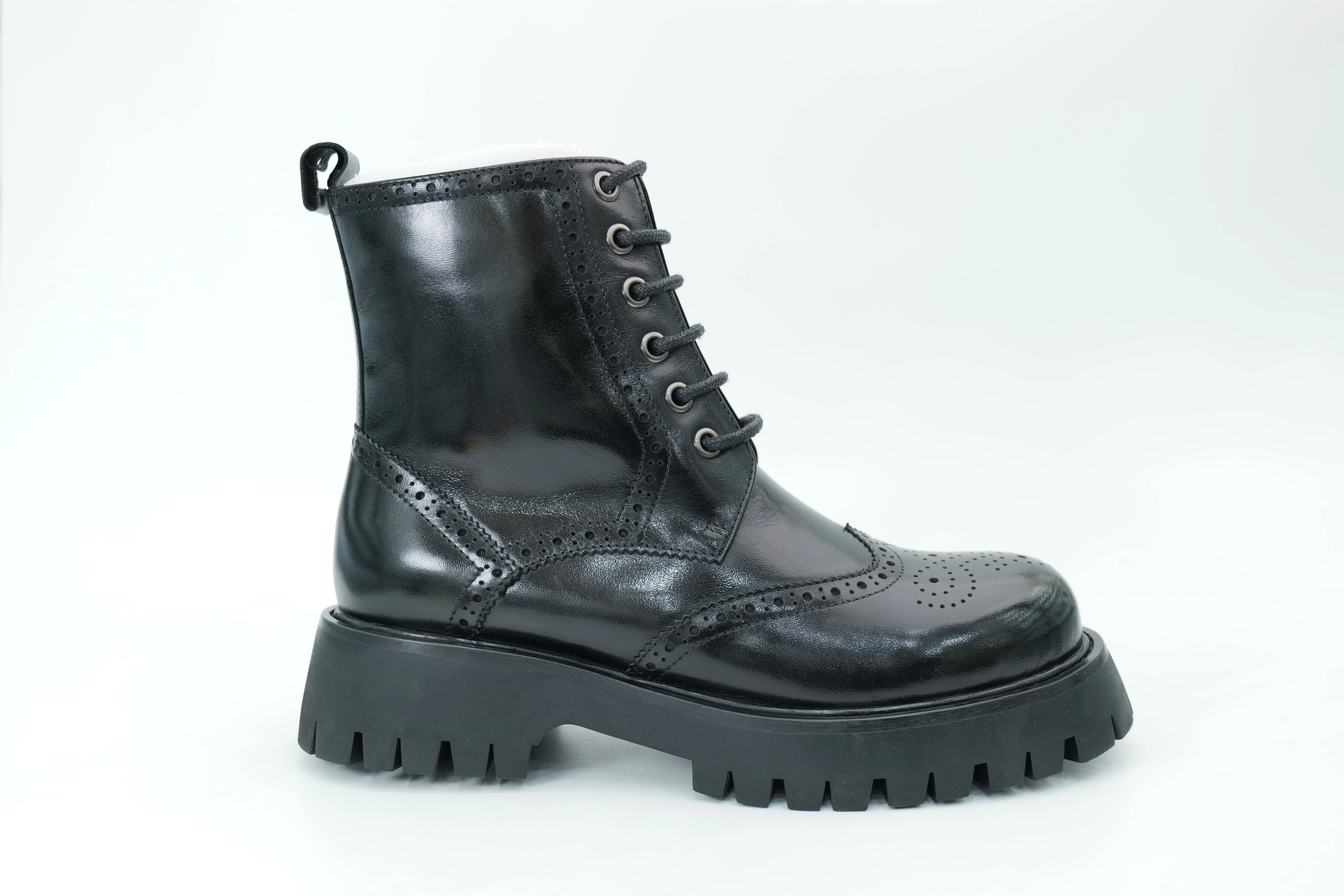 Platform shoes