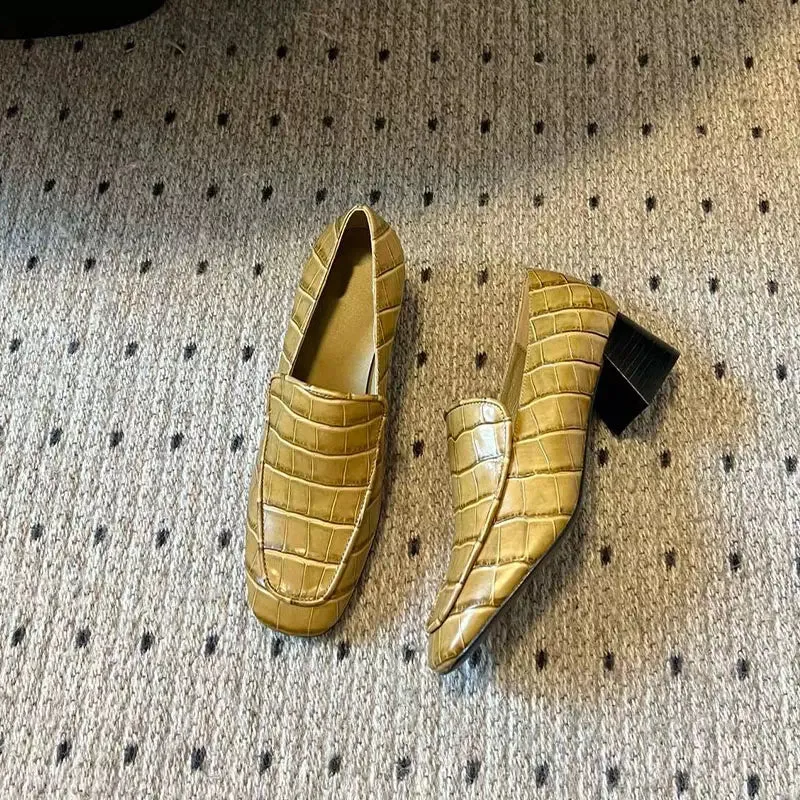 Shoes crocodile leather for women