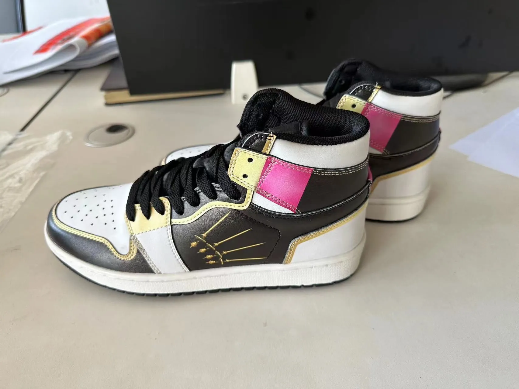 T7 Alisa Equil Street Kicks - 1P