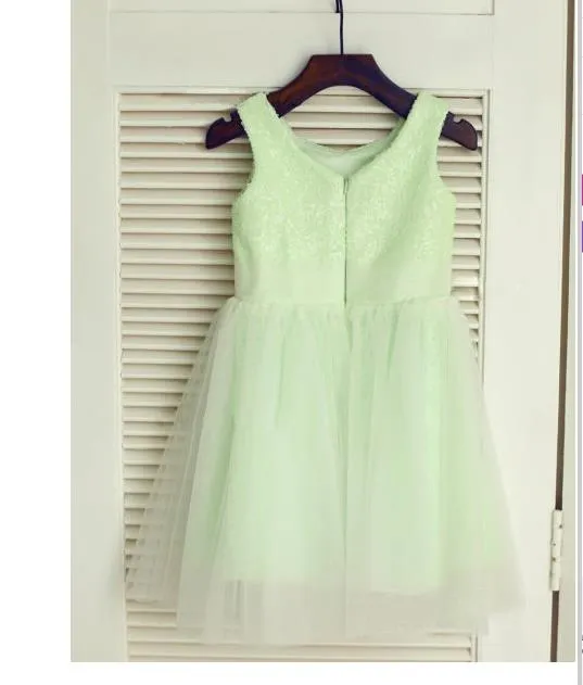 Tulle Princess Scoop Sleeveless Flower Girl Dresses