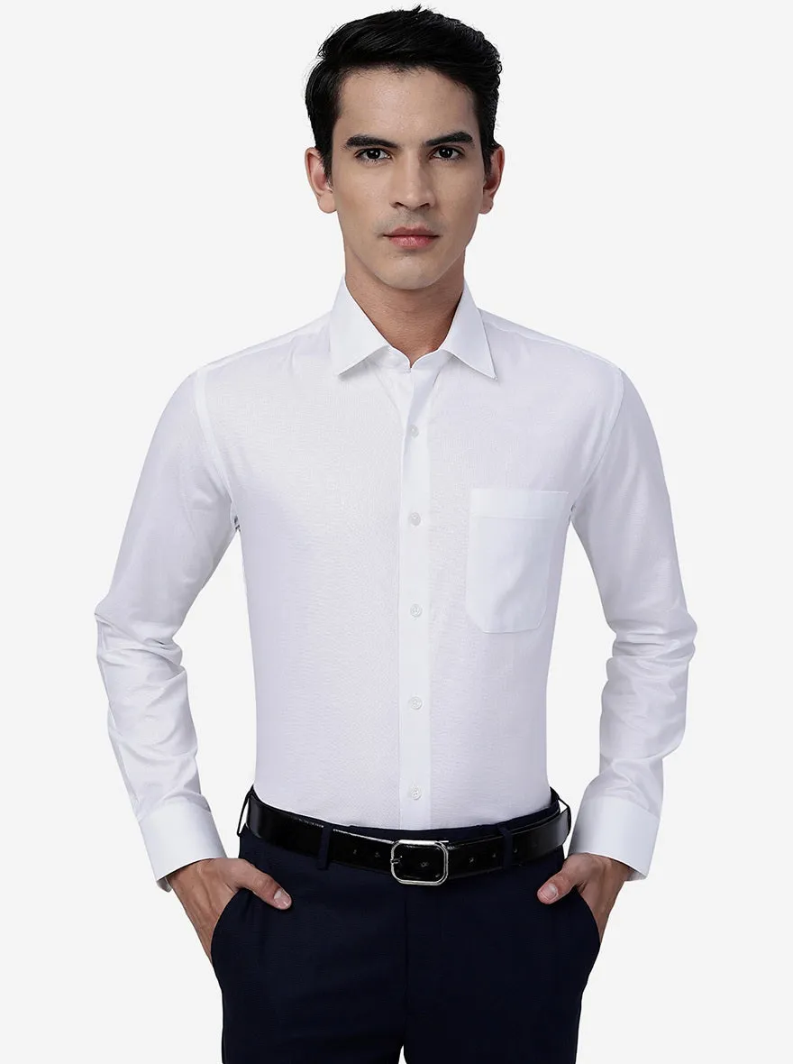 White Solid Slim Fit Formal Shirt | JadeBlue